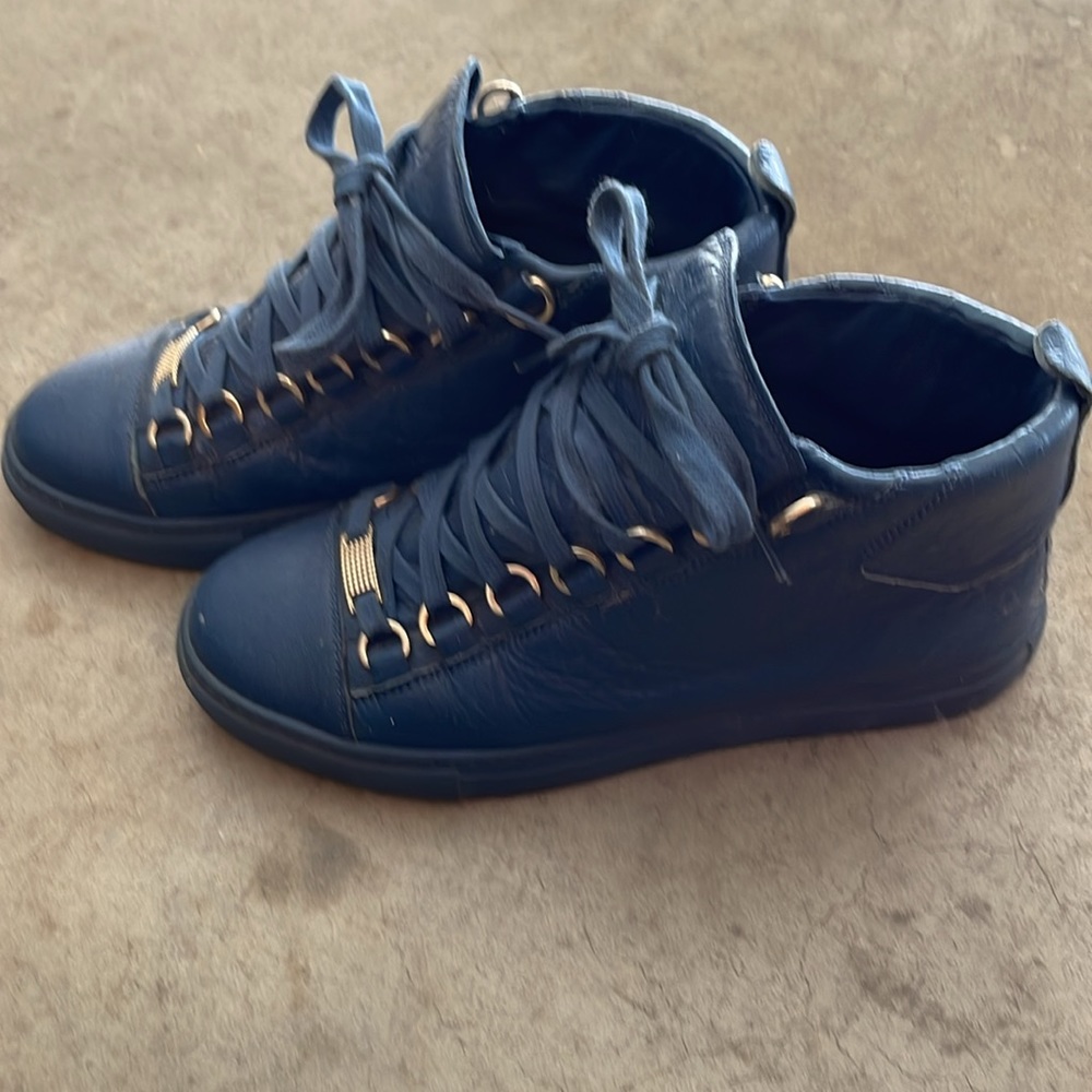 BALENCIAGA - Sneakers - Picture 2 of 3